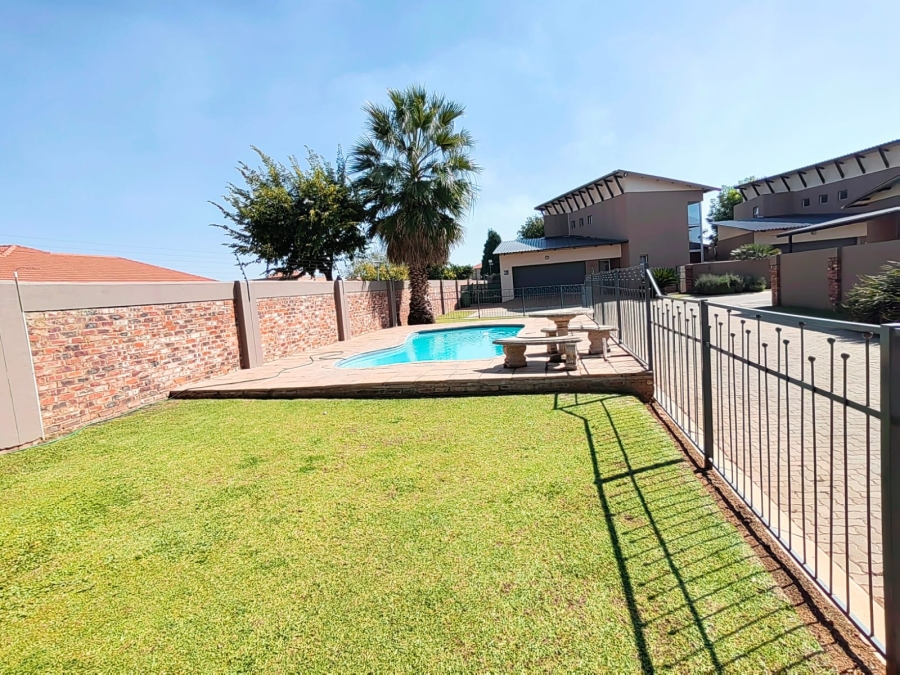 3 Bedroom Property for Sale in Baillie Park North West